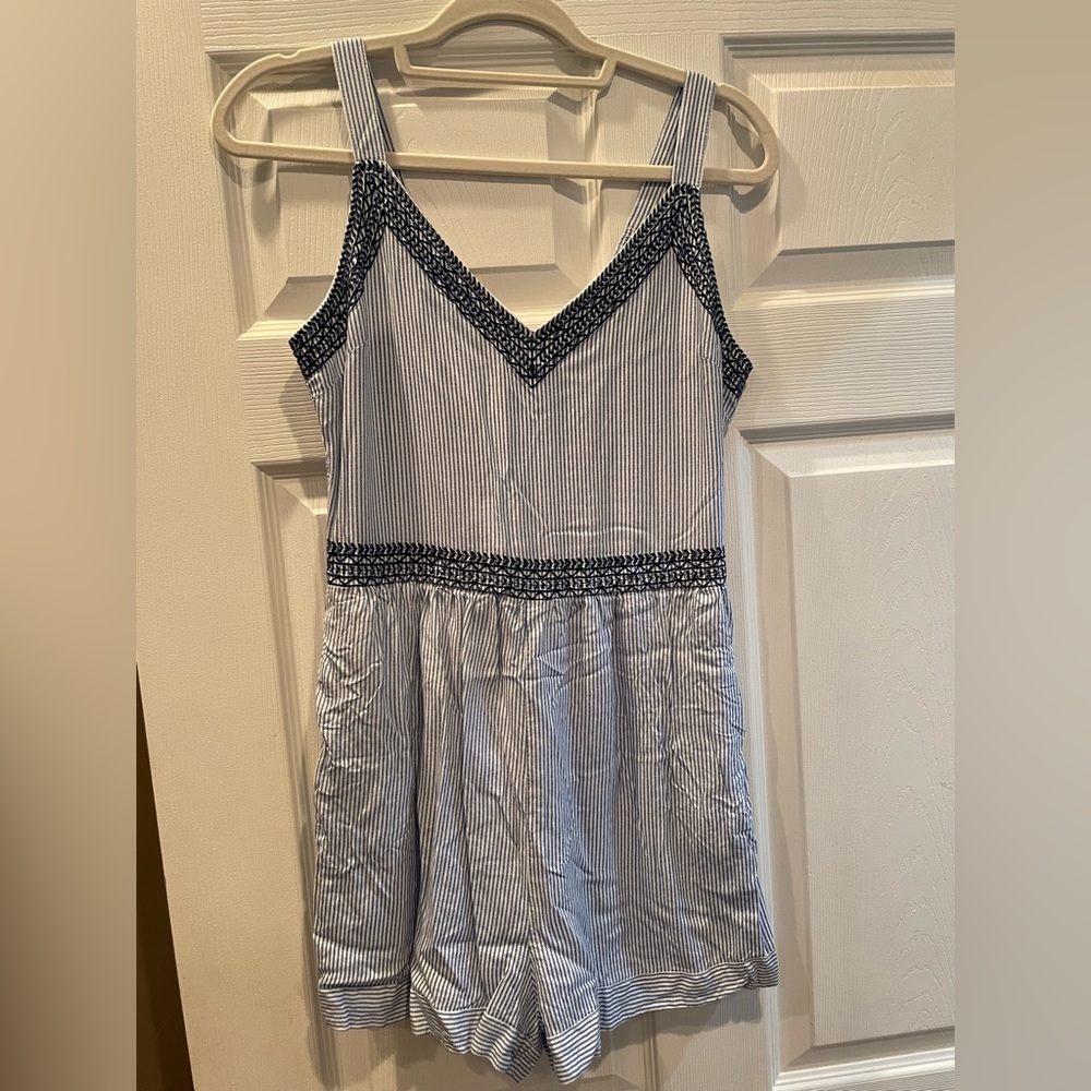 Japna shorts romper size m
